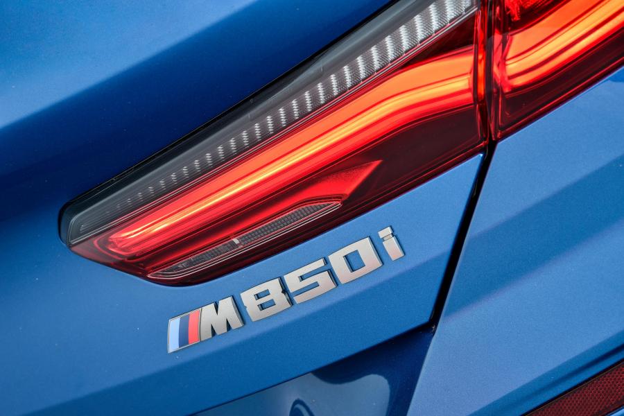 Детали экстерьера BMW M850i xDrive Convertible (G14) 2019 года  (ZA) (фото 25 из 40)
